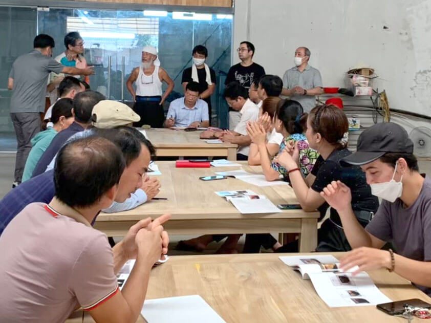 日本伝統の技術を持つ教師陣がベトナムへ