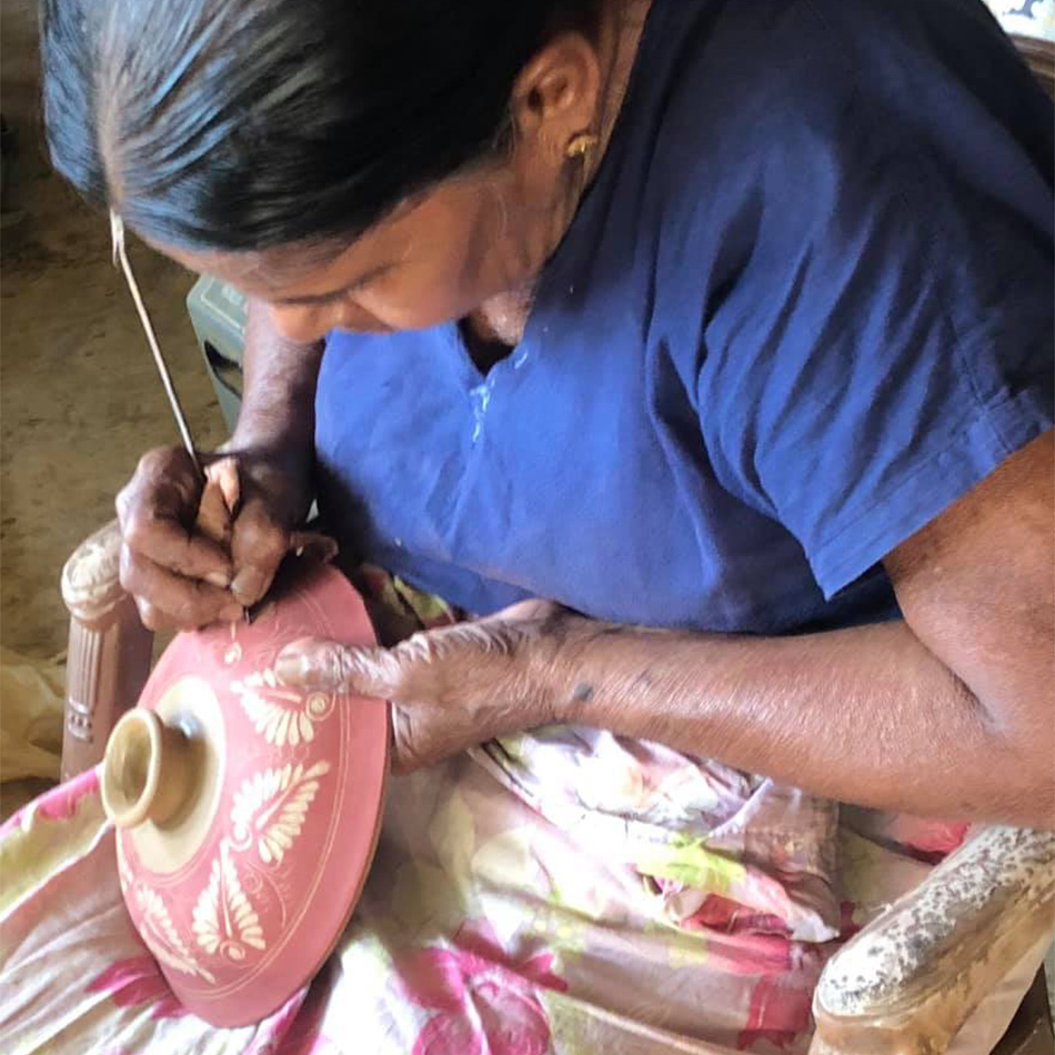 世界の状況を調査 高取焼 鬼丸雪山窯